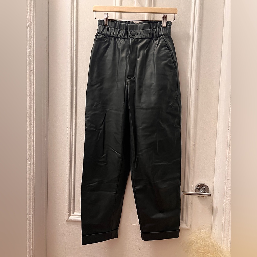 Zara ankle height, brushed pleather trousers